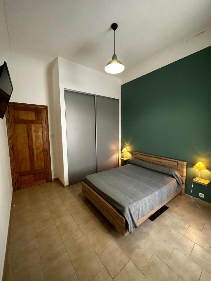 Appartement 4 A 8 Personnes, Spacieux De Standing Classe 4 Etoiles Nîmes Exteriér fotografie