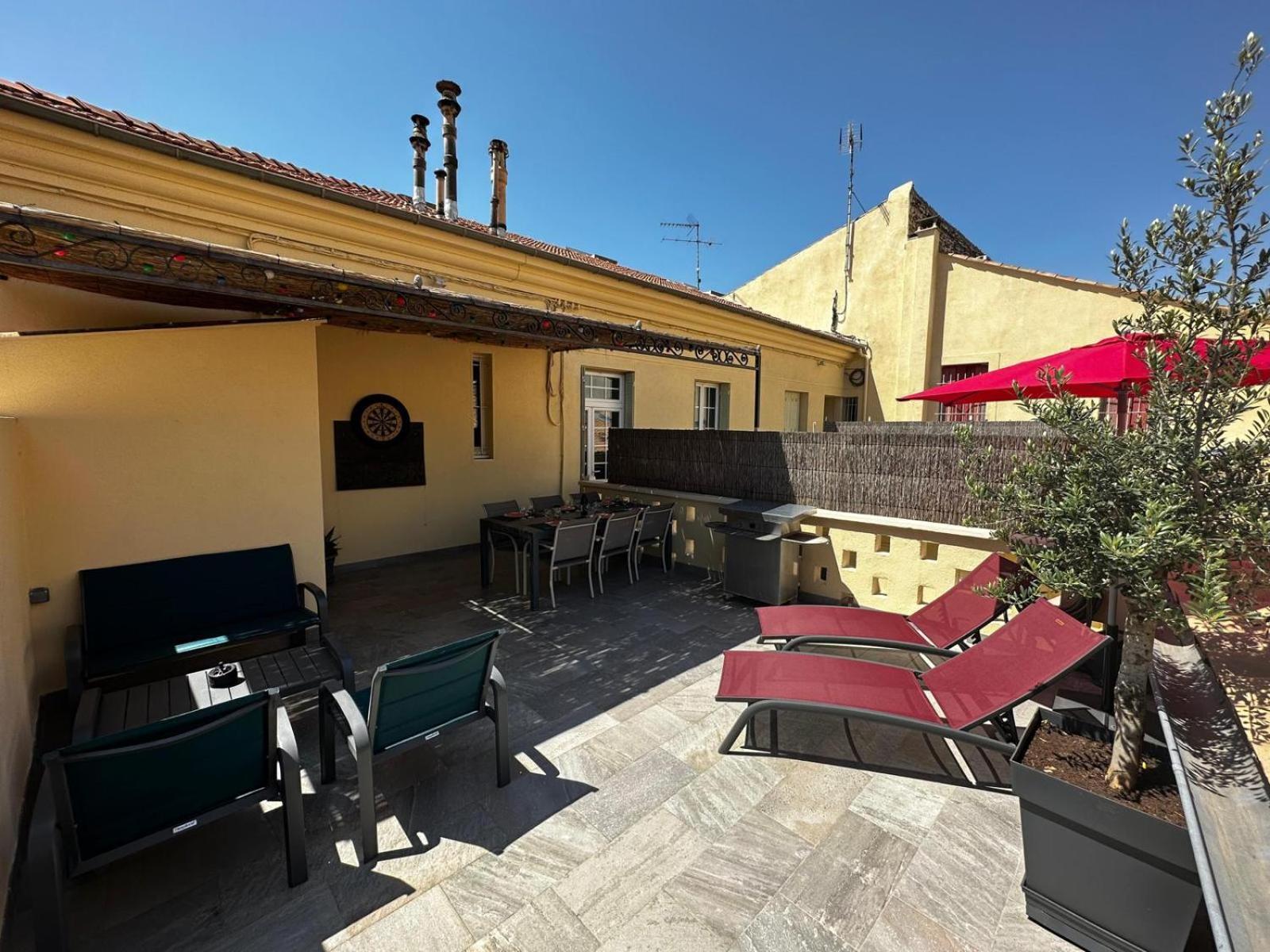 Appartement 4 A 8 Personnes, Spacieux De Standing Classe 4 Etoiles Nîmes Exteriér fotografie