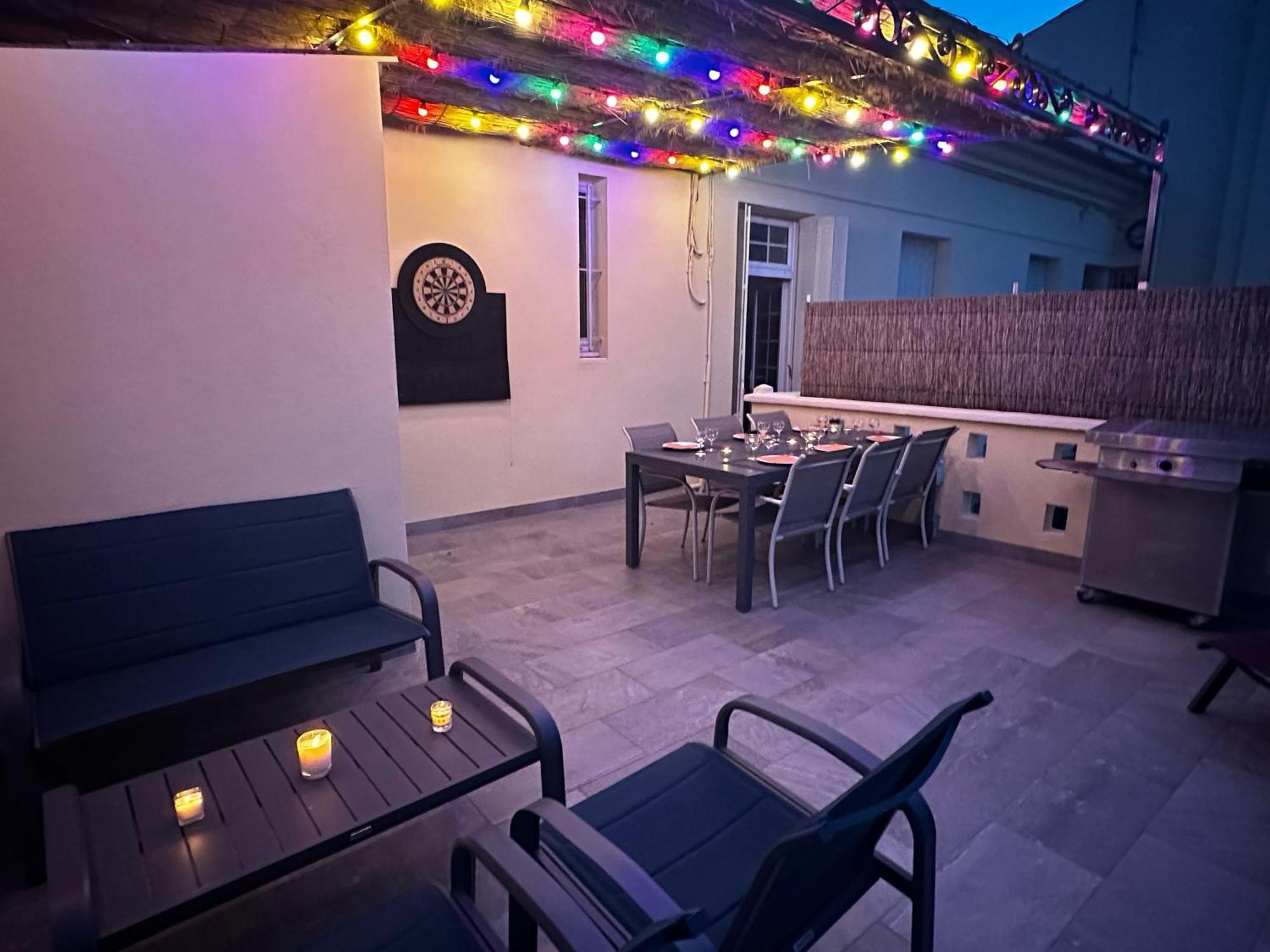 Appartement 4 A 8 Personnes, Spacieux De Standing Classe 4 Etoiles Nîmes Exteriér fotografie